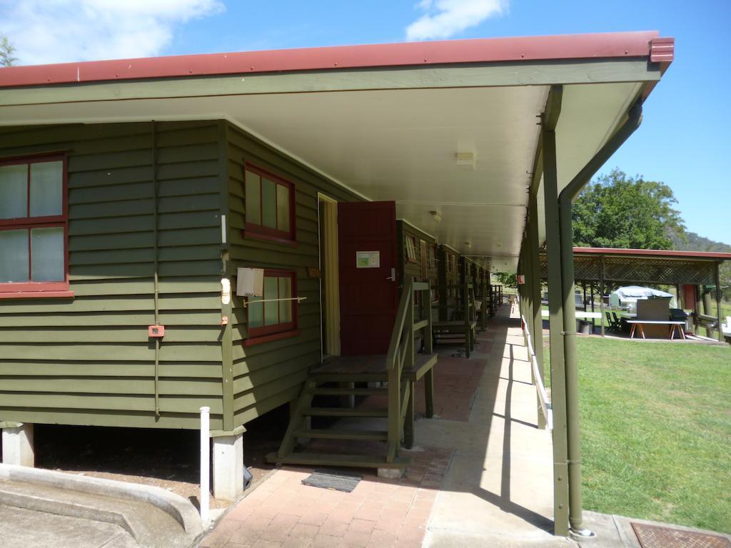 Christmas Creek Cafe & Cabins Lamington Room photo