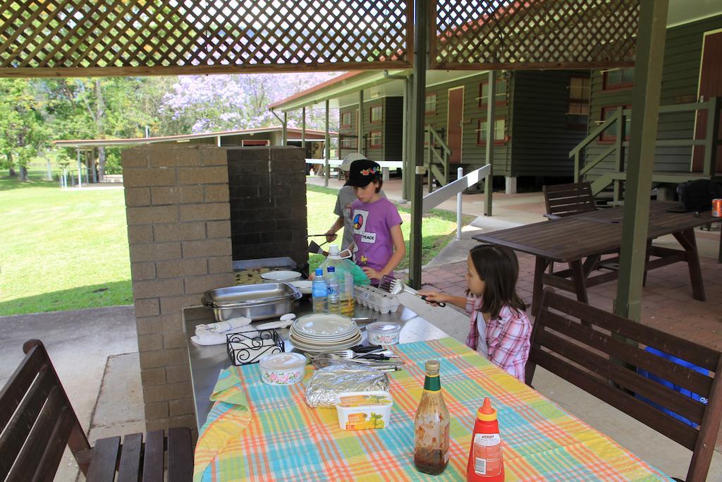 Christmas Creek Cafe & Cabins Lamington Room photo